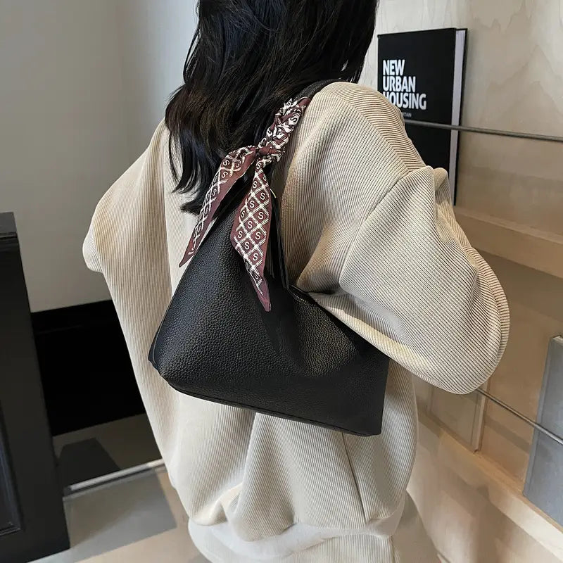 Tika Bear Women's Vintage Tote Bag